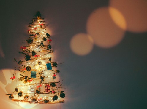 Embrace the Joy of a Pre-Lit Christmas Tree